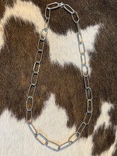 Load image into Gallery viewer, Paperclip Chain Necklace
